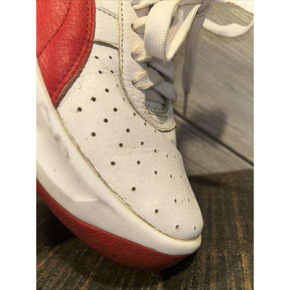 Puma GV Special Men’s 8.5 Red & White Shoes - Picture 9 of 10